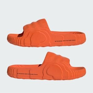 NIB Adidas Adilette 22 size 6